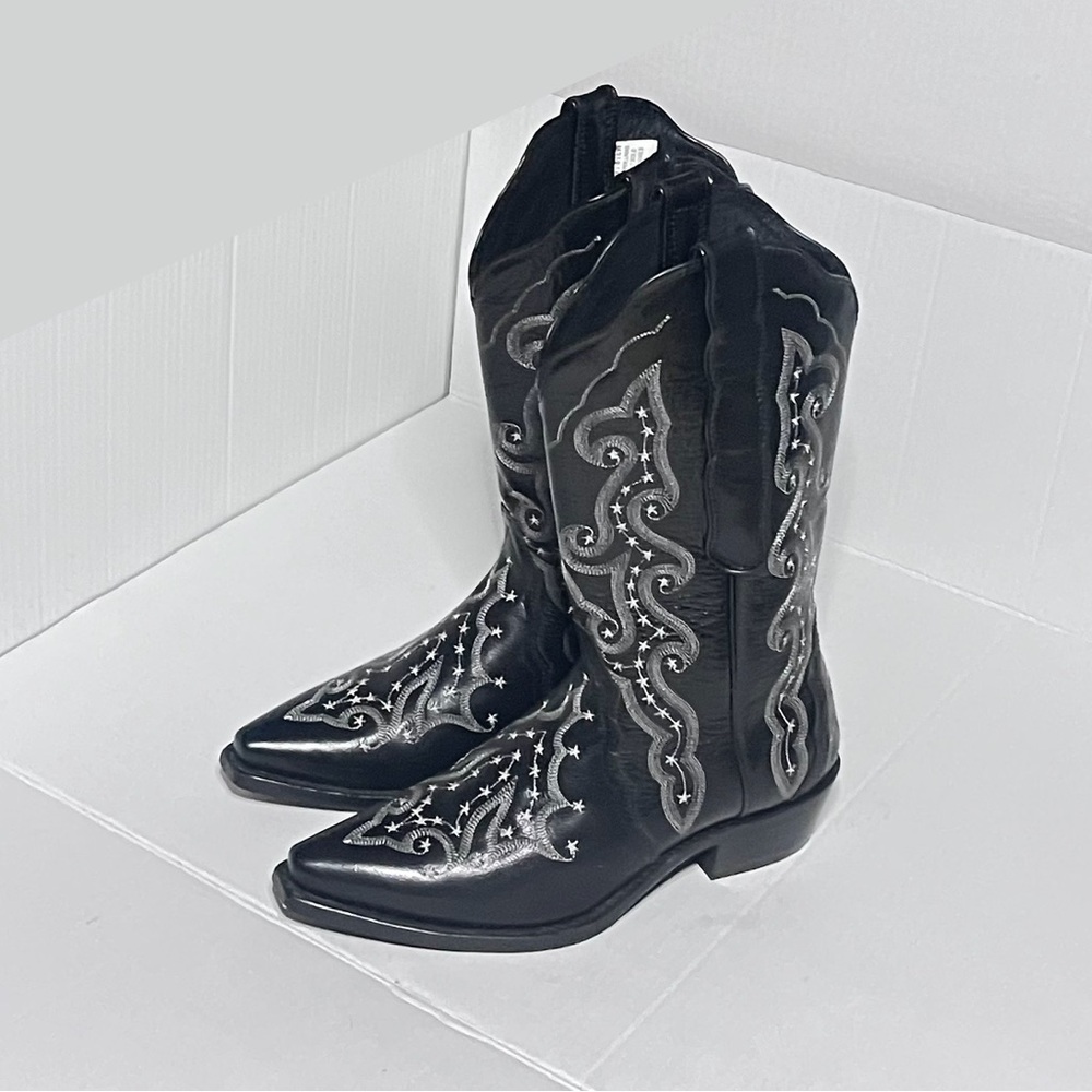JB Dillion Star Embroidered Cowboy Boots
